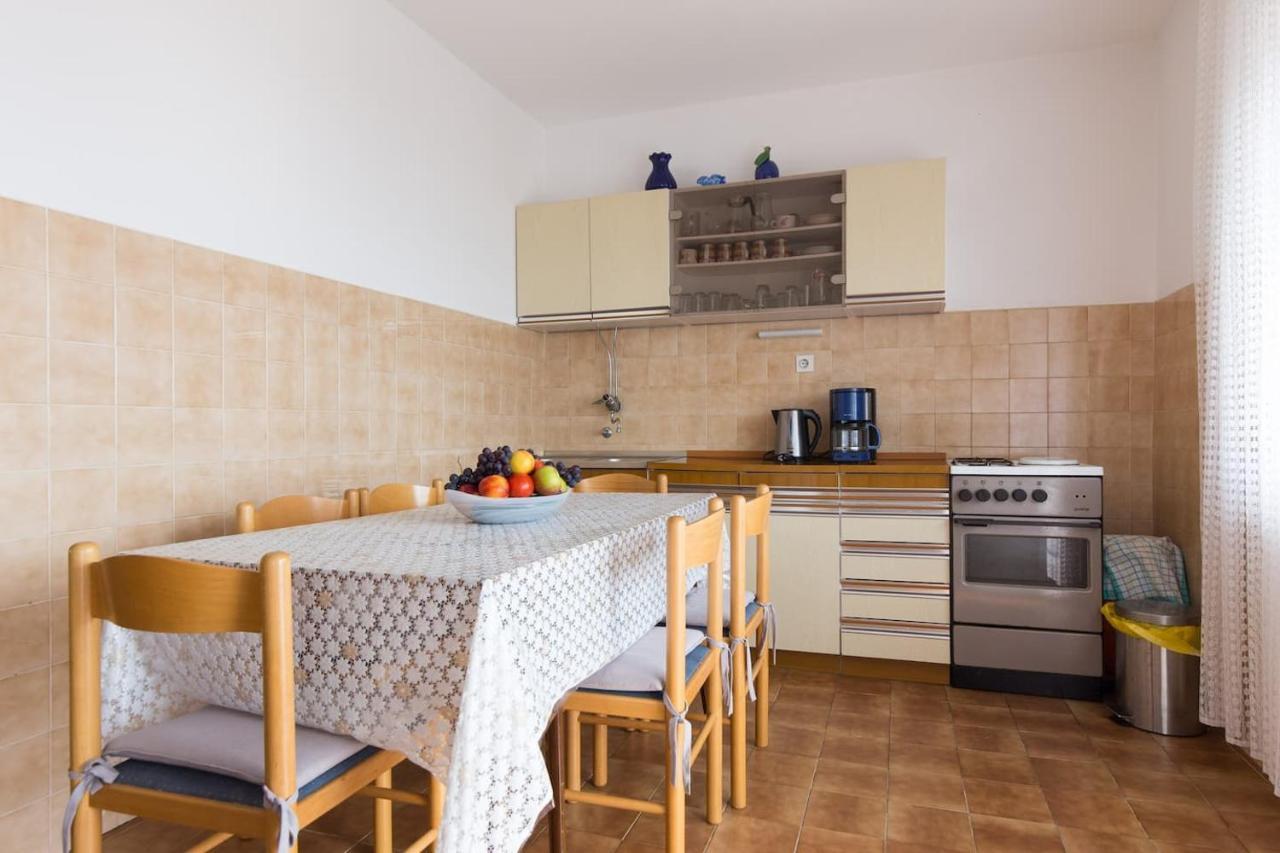 Apartments Simona Crikvenica Exterior foto